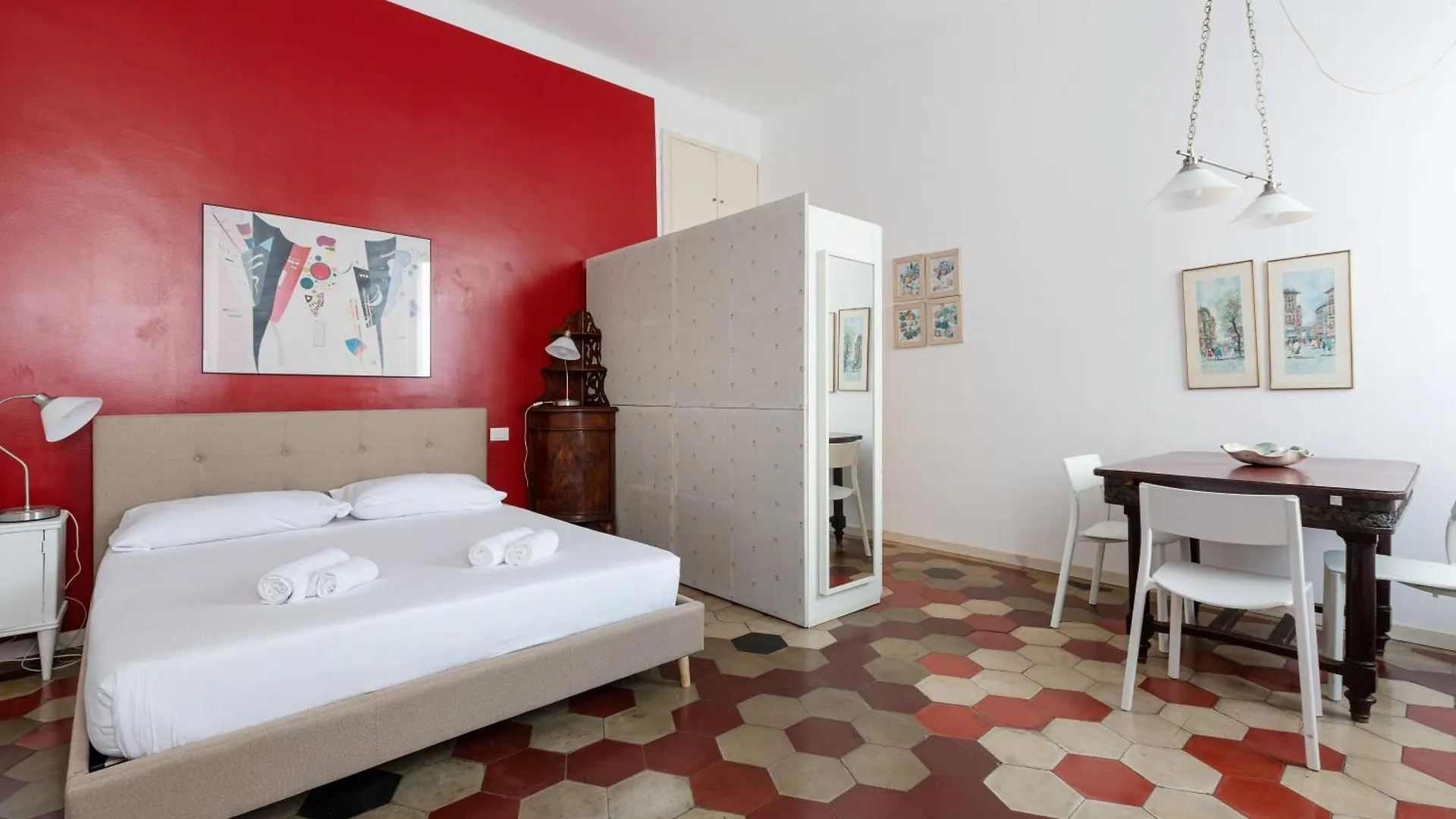 Brenta M3 - Floral Studio Apartment Milan Italy
